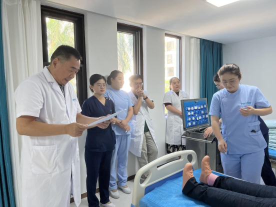 【医院动态】私域大健康医护团队组织开展过敏性休克处置流程演练